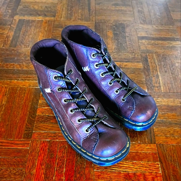 Made in Asia Doc Marten boot - Picture 3 of 10